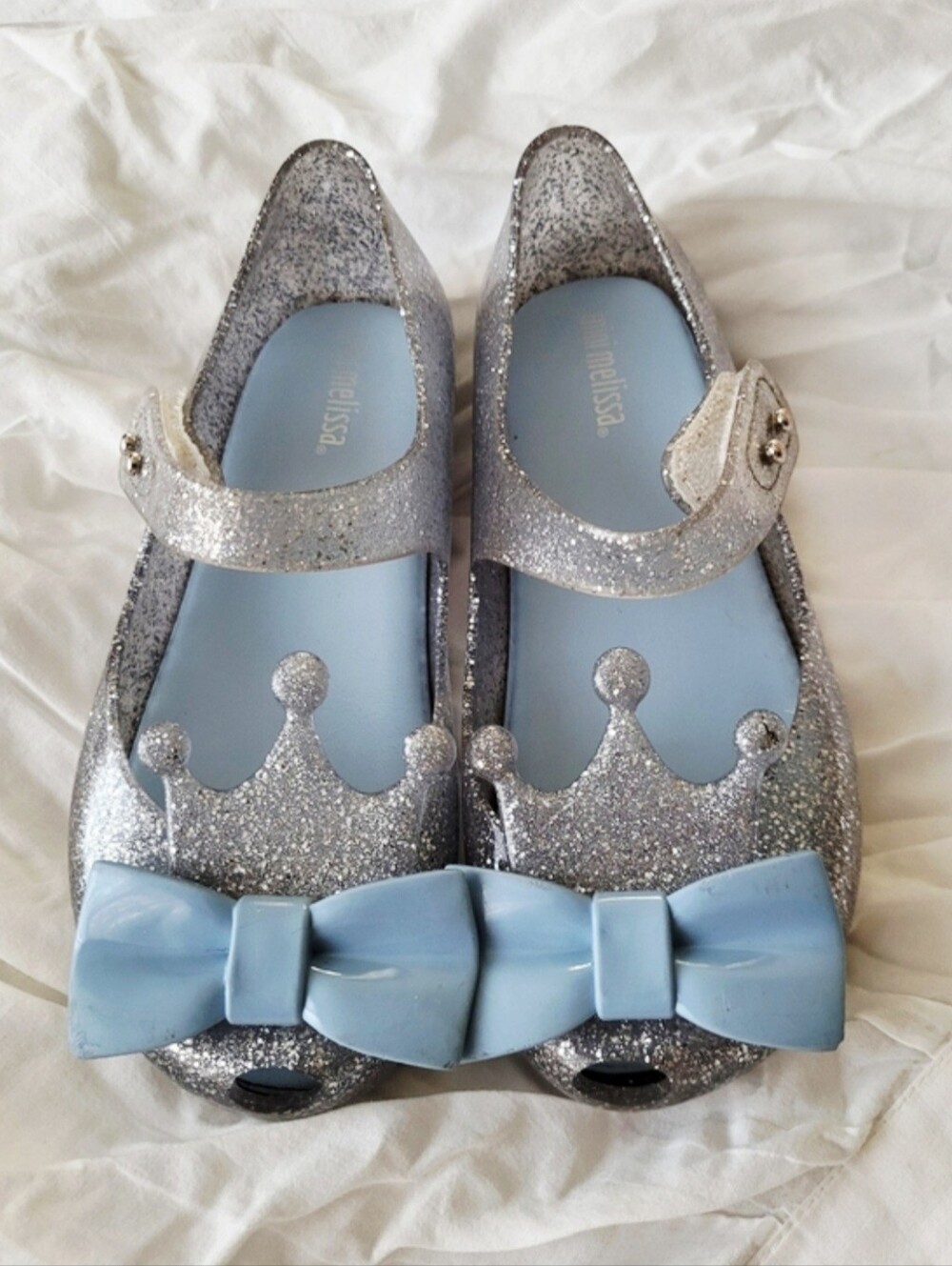 Mini Melissa Girls Silver Glitter Mary Jane Shoes with Crown And Blue Bow